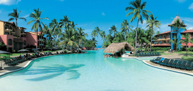 Tropical Princess resort - pool view