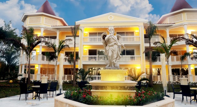 Luxury Bahia Principe Bouganville