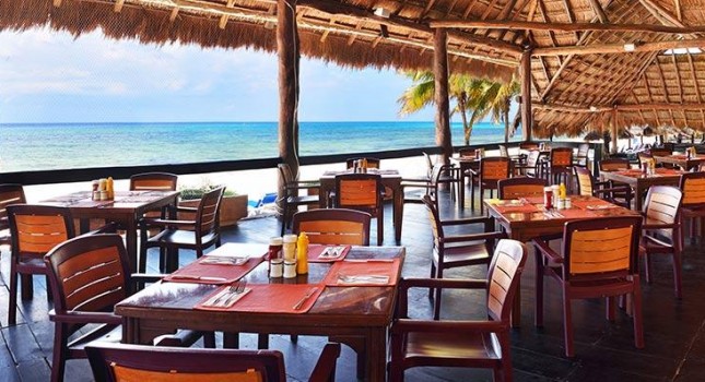La Iguana Bar at Melia Vacation Club Cozumel