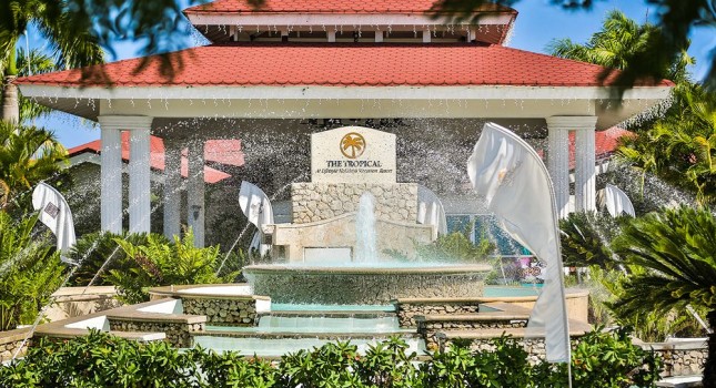 Lifestyle Tropical Beach Resort and Spa