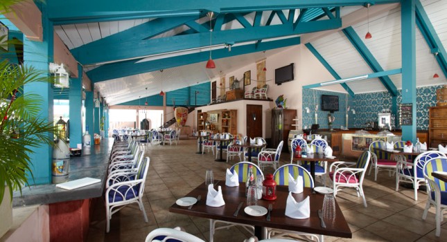 Restaurant at Caribbean Palm Resort