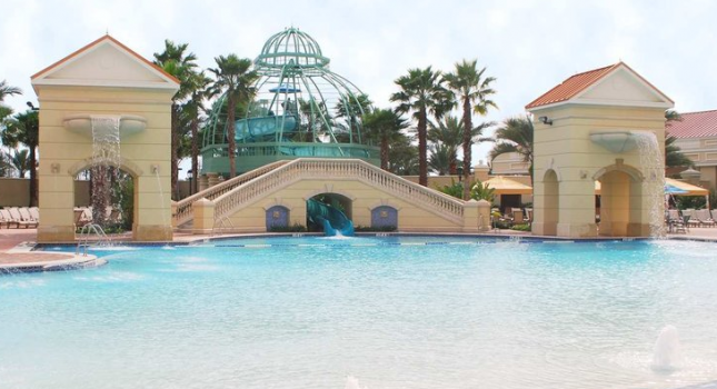 Pool view at Parc Soleil