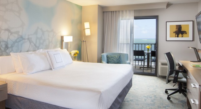 Room at Marriott Isla Verde Beach Resort