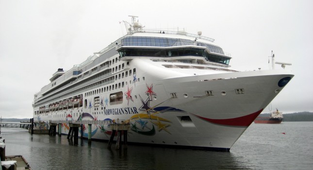 Norwegian Star cruise ship